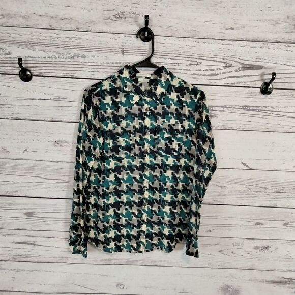 "Van Heusen" woman's button up shirt - Picture 1 of 7